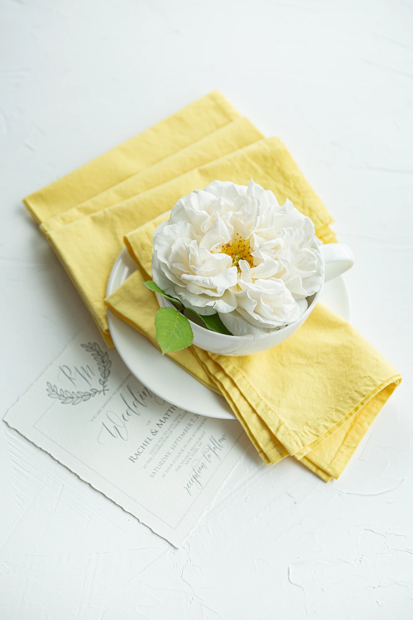 Wedding table with yellow cotton linen napkins